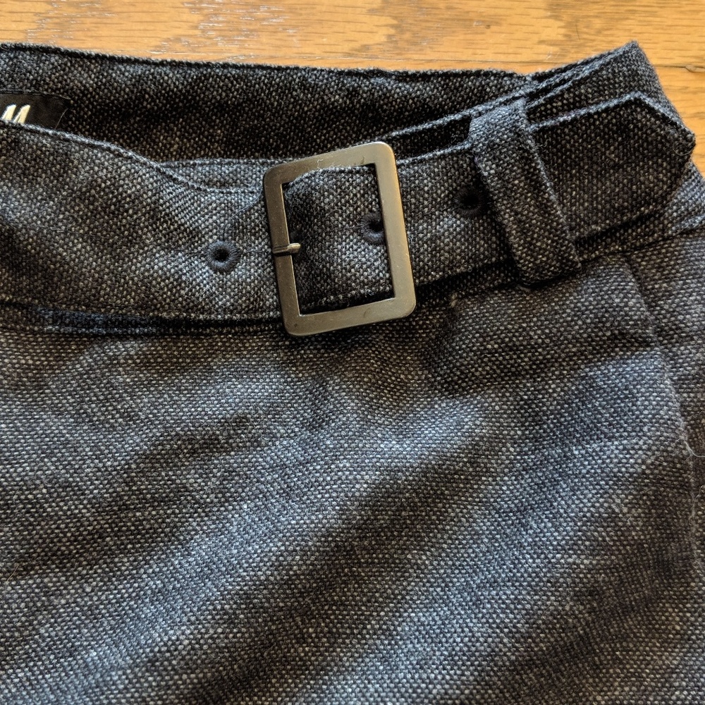 Shorts - Picture 6 of 7